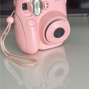 Fujifilm Instax Mini 7S Instant Camera - Soft Pink